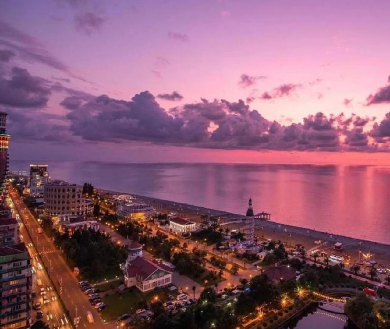 Holiday In Orbi Apartment Batumi